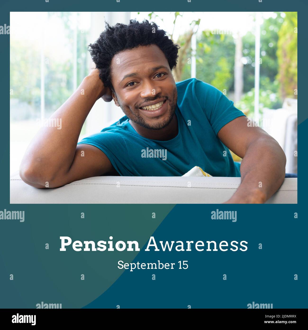 Ritratto di sorridente uomo afroamericano medio adulto con il testo di consapevolezza della pensione in cornice, spazio copia Foto Stock