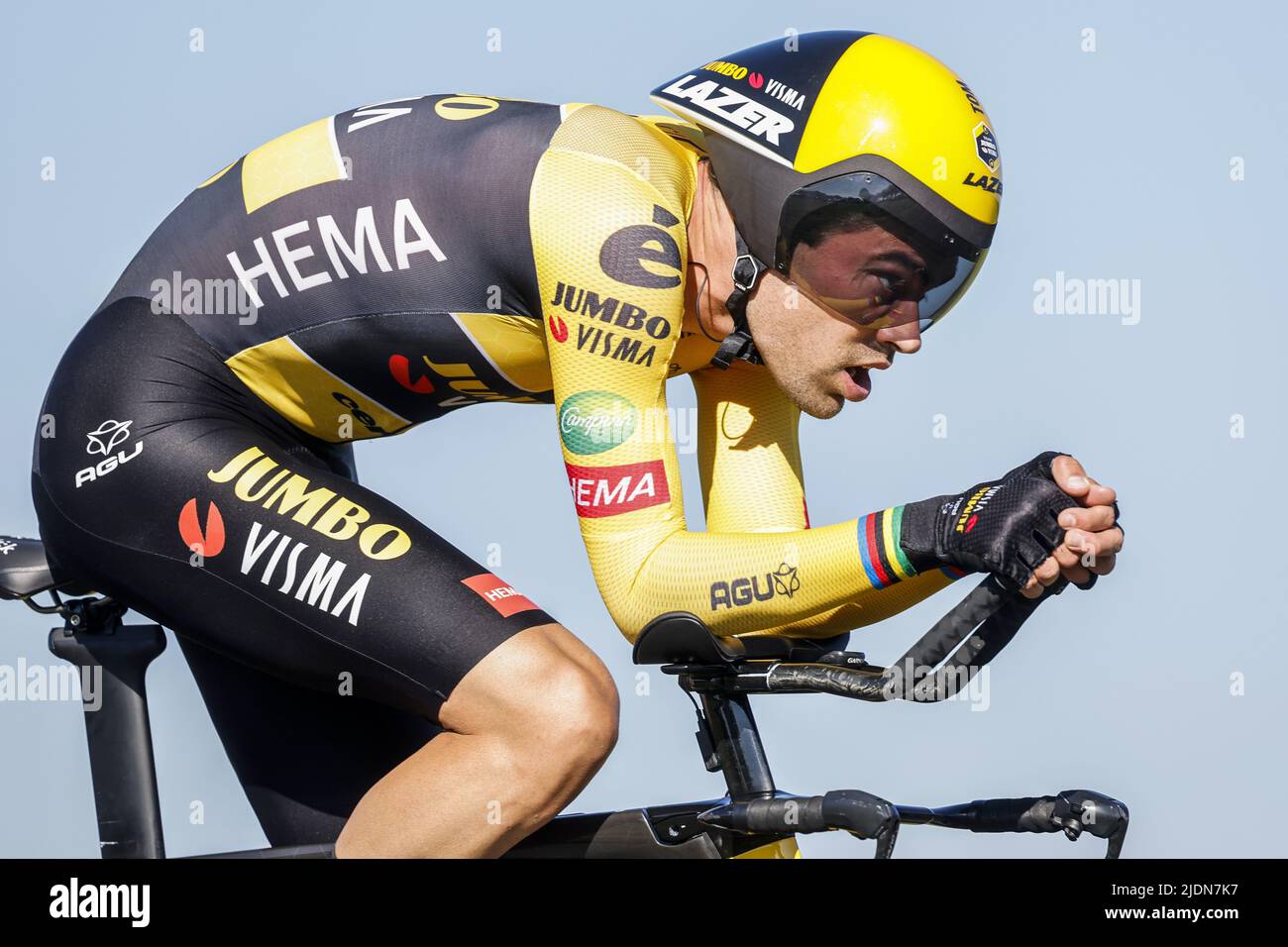 2022-06-22 18:01:23 EMMEN - ciclista Tom Dumoulin durante i campionati nazionali olandesi di prova di tempo a Drenthe. ANP BAS CZERWINSKI olanda OUT - belgio OUT Foto Stock