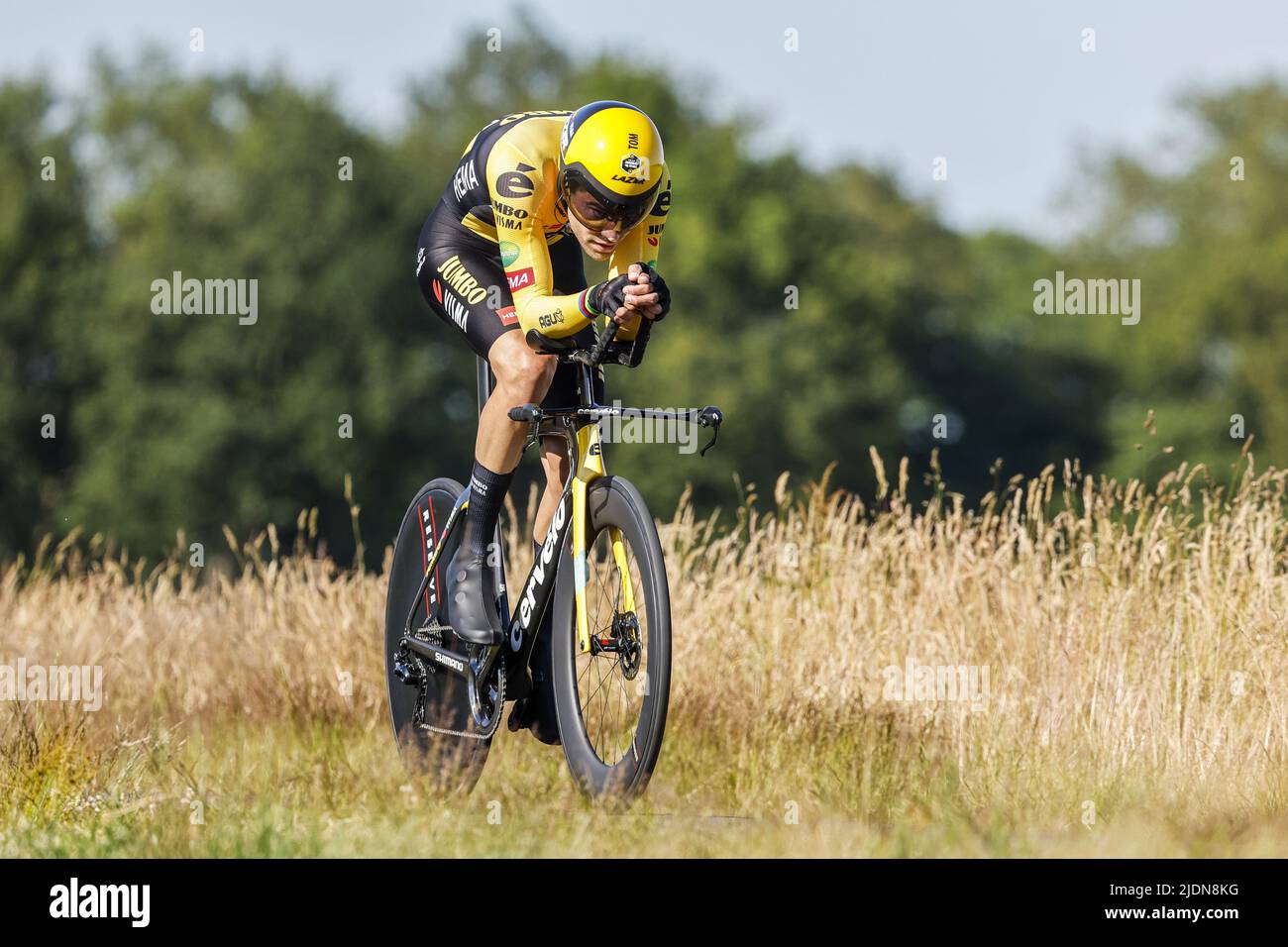 2022-06-22 18:01:21 EMMEN - ciclista Tom Dumoulin durante i campionati nazionali olandesi di prova di tempo a Drenthe. ANP BAS CZERWINSKI olanda OUT - belgio OUT Foto Stock