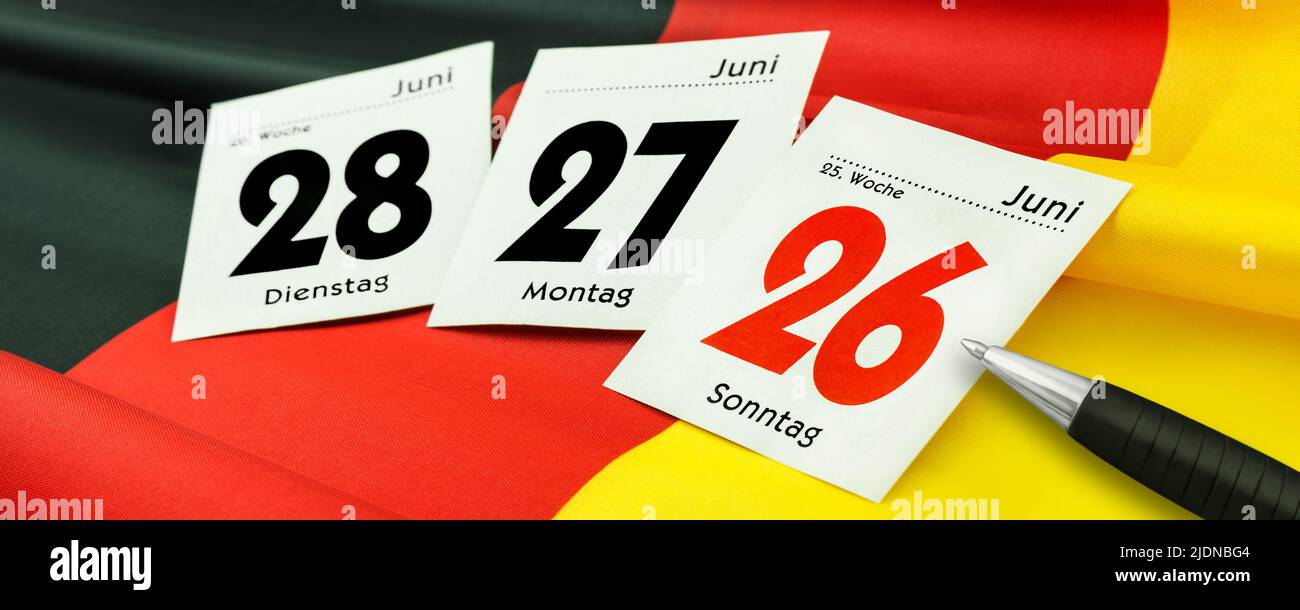 Calendario tedesco 2022 giugno 26, 27, 28 domenica, lunedì, martedì settimana 25, 26 e Flag Foto Stock