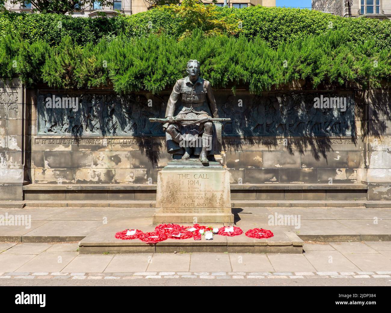 Scottish American Memorial in memoria dei soldati caduti del 1914 a Princes Street Gardens, Edimburgo, Scozia, Regno Unito Foto Stock