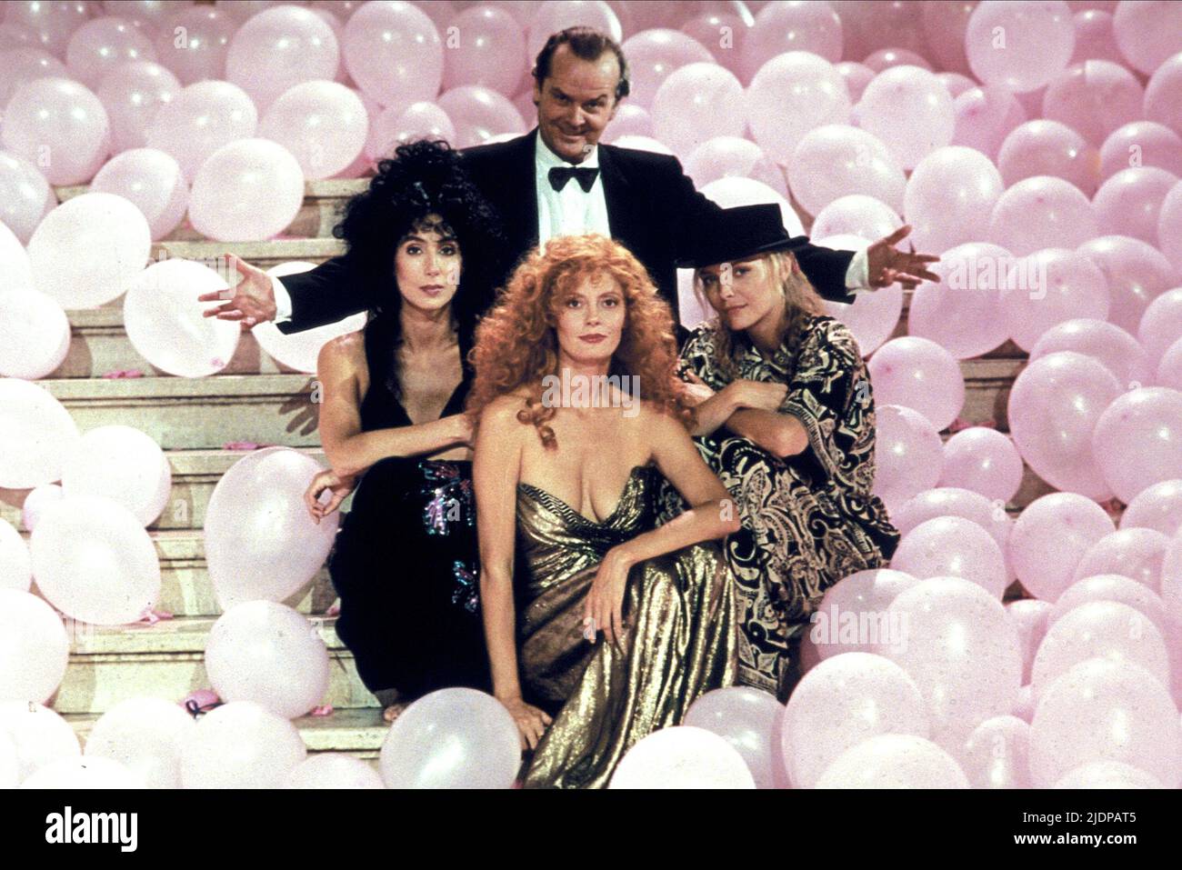 NICHOLSON,CHER,SARANDON,PFEIFFER, LE STREGHE DI EASTWICK, 1987 Foto Stock