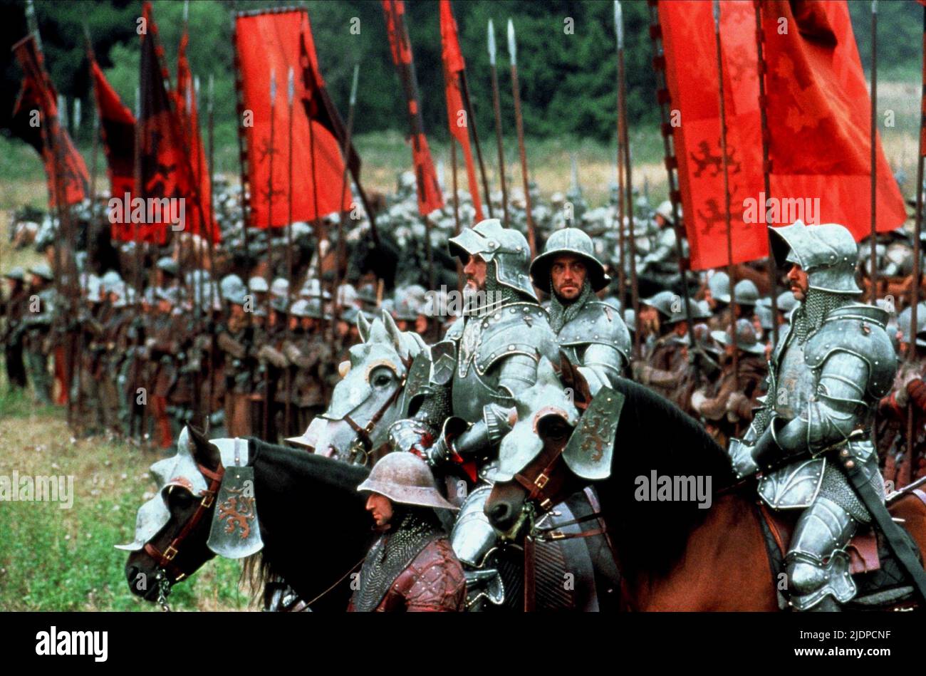 I soldati a prepararsi per la battaglia, il messenger: la storia di Giovanna d'arco, 1999 Foto Stock