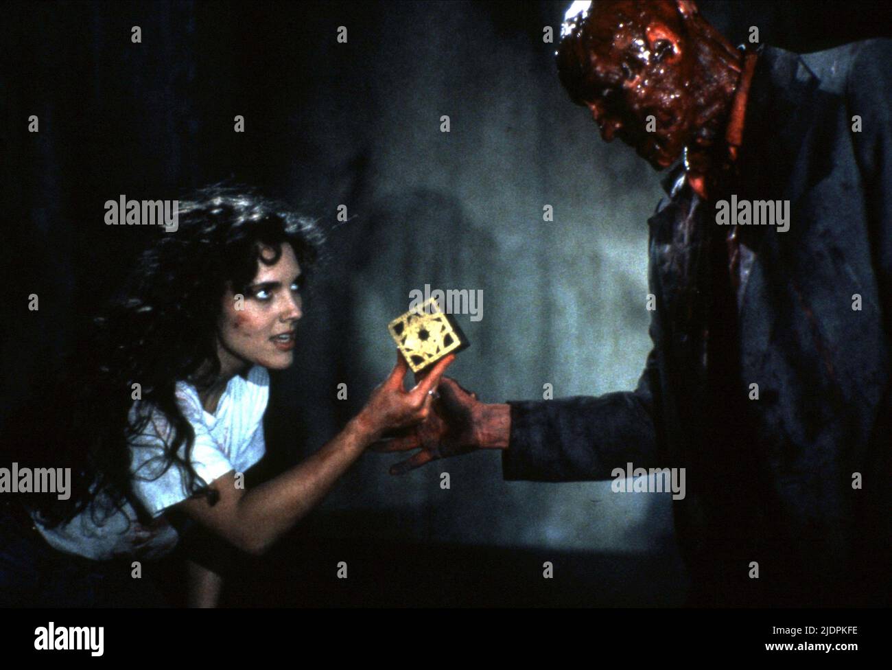 LAURENCE, CHAPMAN, HELLRAISER, 1987 Foto Stock