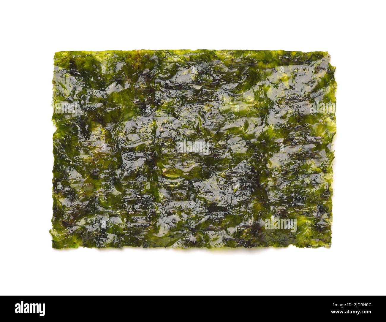 Vista frontale di un foglio di alghe secche tostate gim isolato su bianco Foto Stock