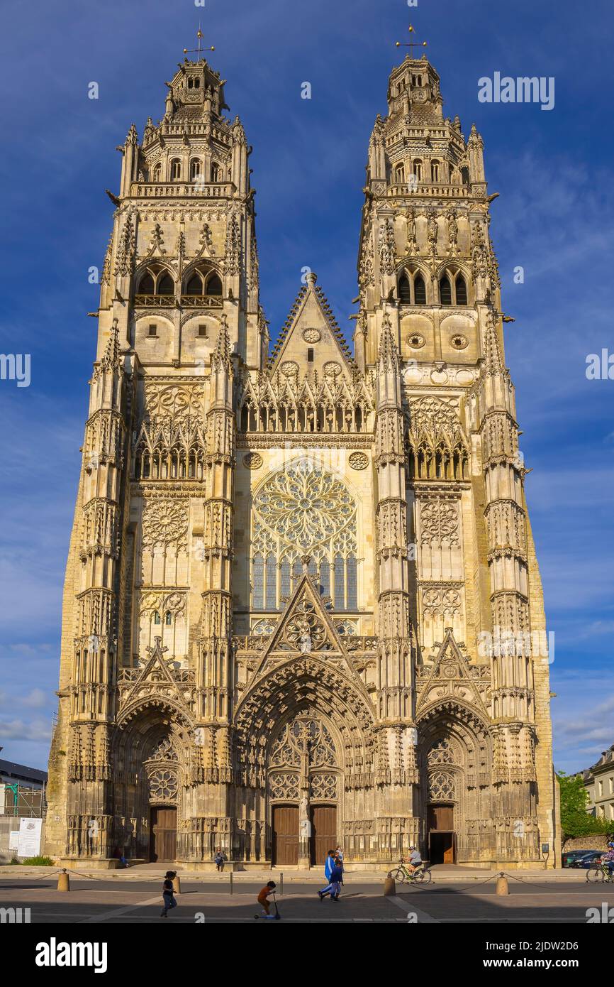 Cattedrale di Saint Gatien a Tours, Indre-et-Loire, Francia. Foto Stock