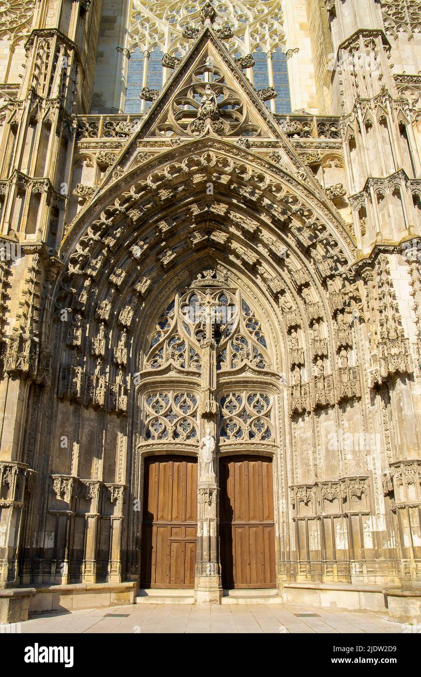 Cattedrale di Saint Gatien a Tours, Indre-et-Loire, Francia. Foto Stock