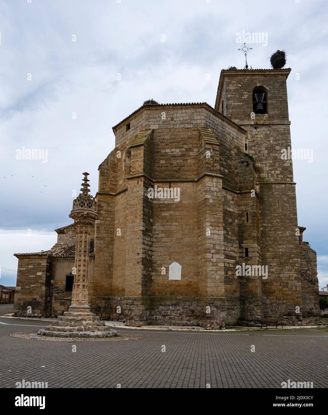 Spagna, Castilla y Leon, Boadilla del Camino, Torre di Giustizia, 15th secolo, Di fronte alla Chiesa di Santa Maria, 15th-16th secolo. Foto Stock