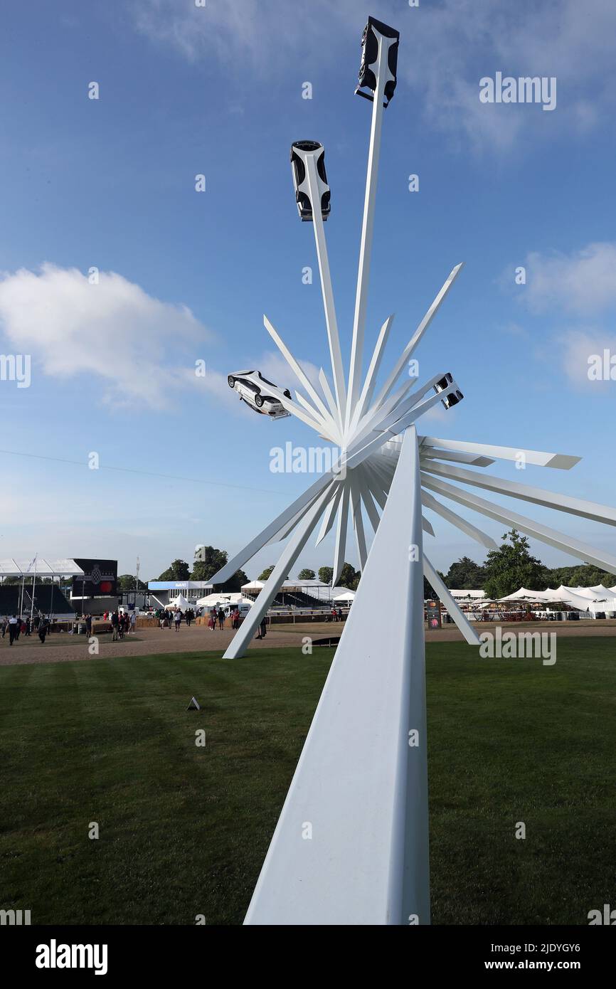 Goodwood, West Sussex, Regno Unito 24th giugno 2022. BMW Central al Goodwood Festival of Speed – “gli innovatori – i maestri del motorsport”, a Goodwood, West Sussex, Regno Unito. © Malcolm Greig/Alamy Live News Foto Stock