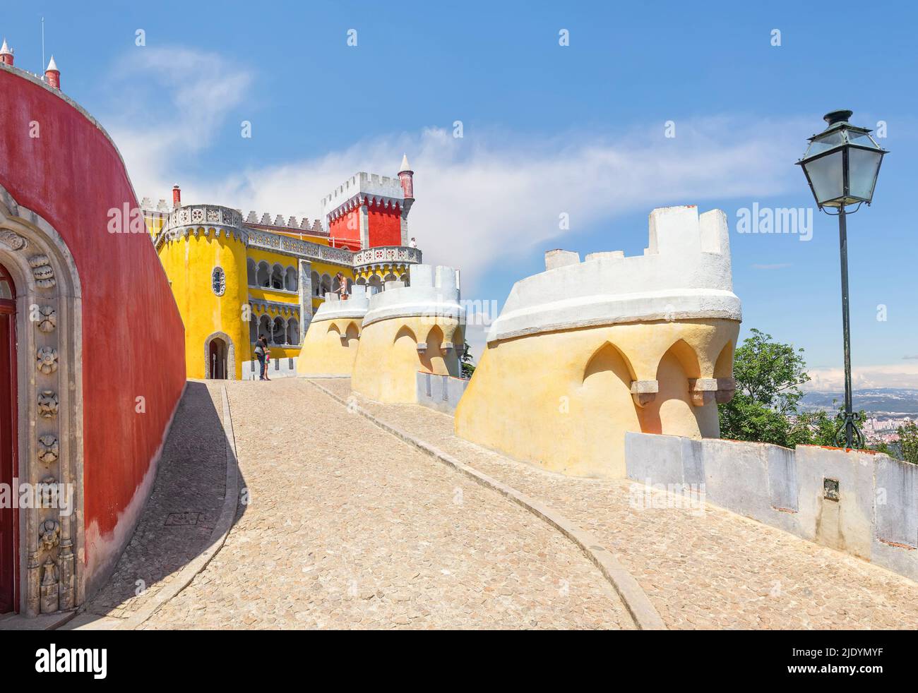 La famosa attrazione turistica - Palazzo Nazionale pena o Palacio Nacional da pena. Sintra, Portogallo Foto Stock