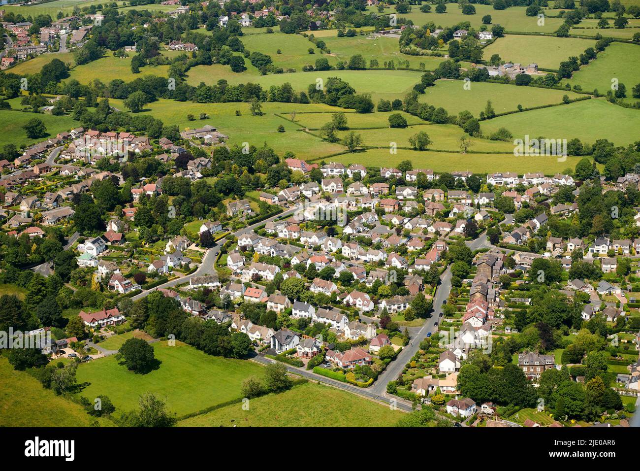 Una vista aerea delle case a schiera di classe media, a Pandal, Harrogate, North Yorkshire, Northern England, REGNO UNITO Foto Stock