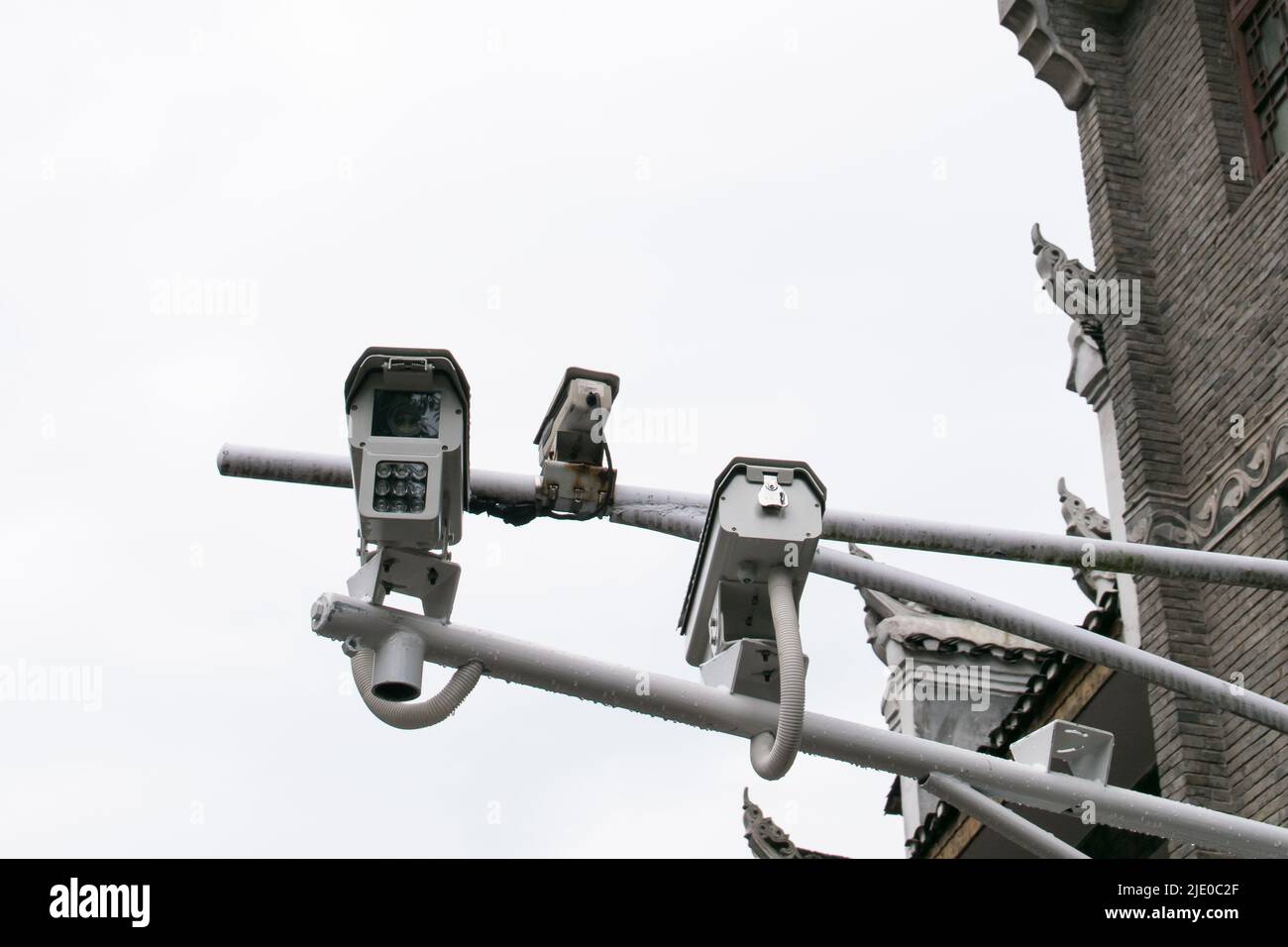 Telecamere di sicurezza CCTV nell'antica città di Fenghuang, Cina. Foto Stock