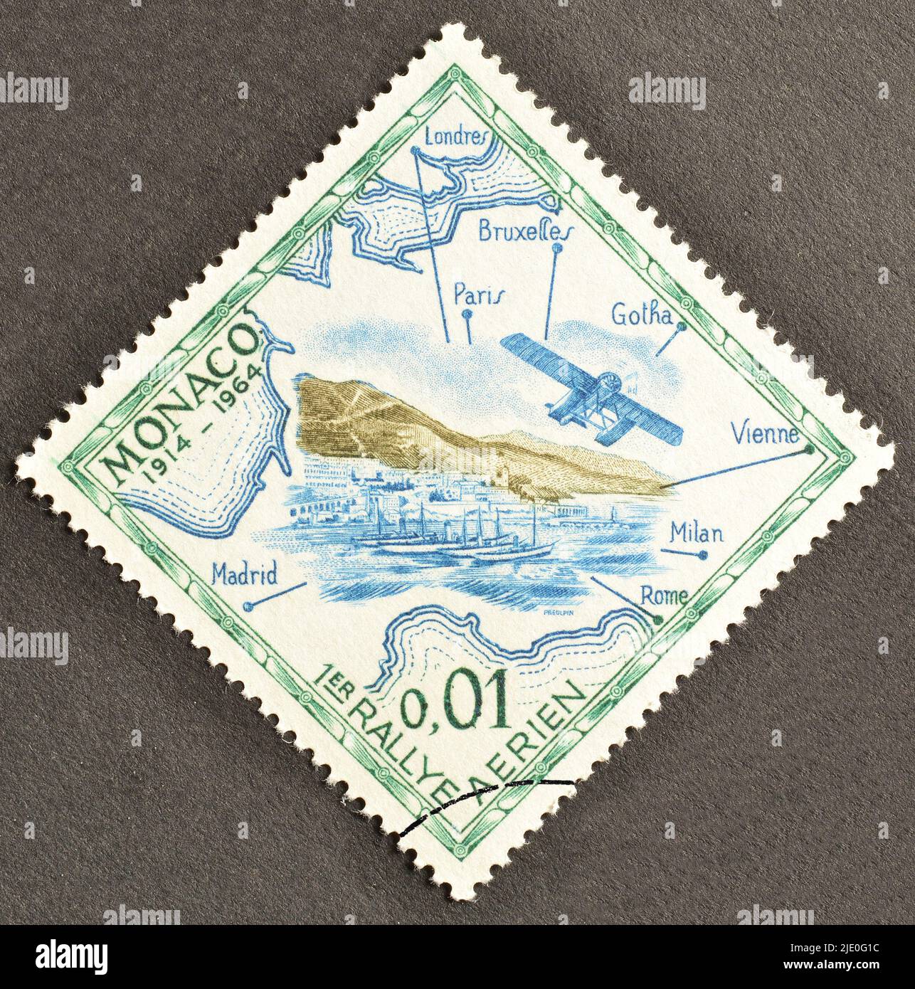 Cancelled francobollo stampato da Monaco, che mostra Monte Carlos, idrovolante, rally mappa del 1914, primo volo rally a Monaco, 50th anniversario, circa Foto Stock