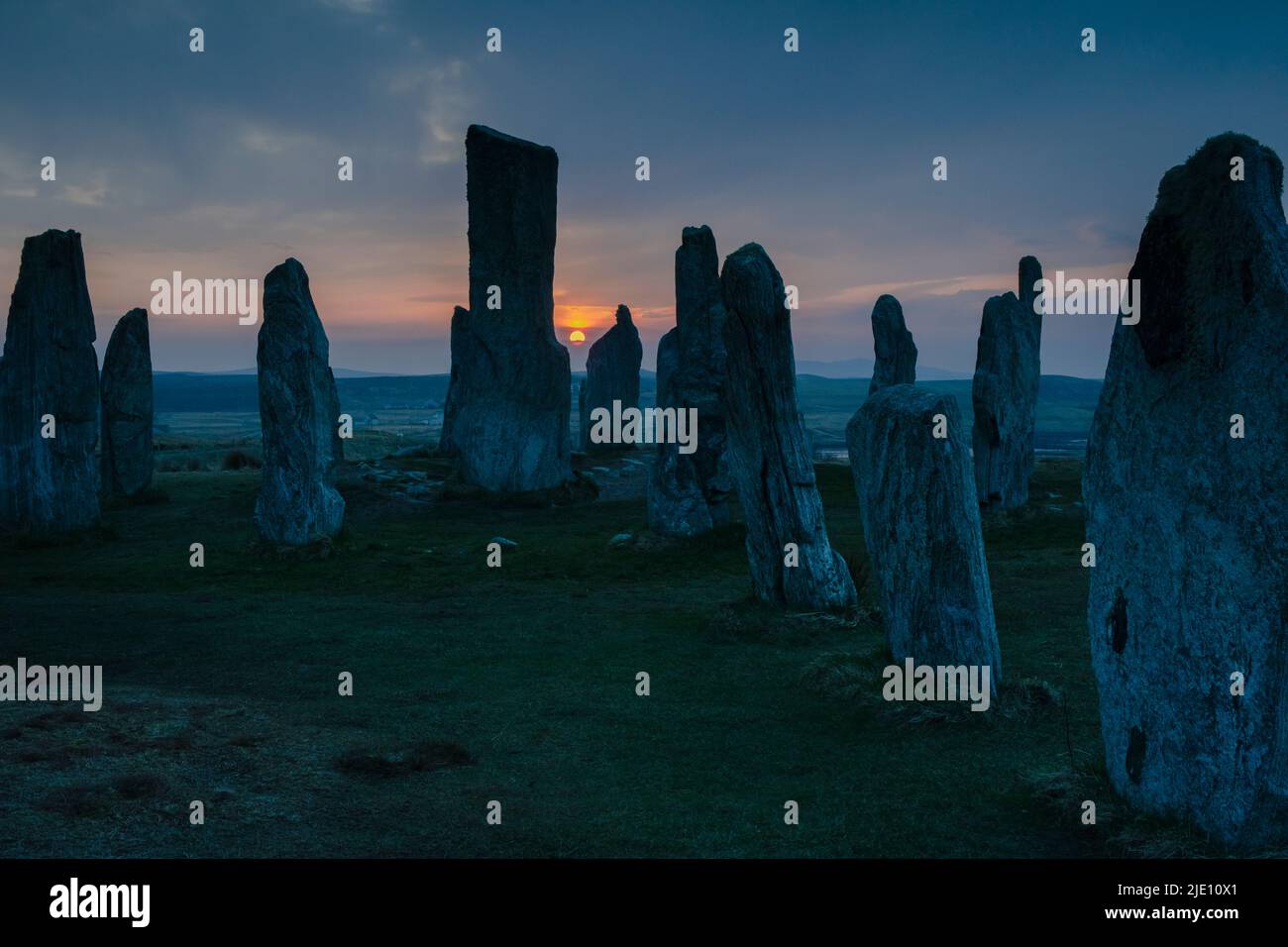 Stones di Callanish Callanais all'alba, Isola di Lewis, Ebridi esterne, Scozia Foto Stock