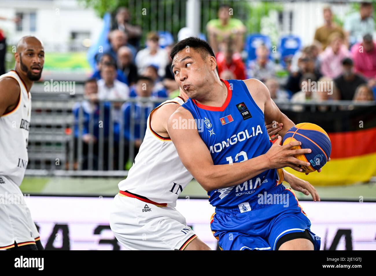 Anversa, Belgio. 24th giugno 2022. Delgernyam Davaasambuu in Mongolia è stato raffigurato in azione durante una partita di basket 3x3 tra Germania e Mongolia, nella fase di qualificazione maschile, alla Coppa del mondo FIBA 2022, venerdì 24 giugno 2022, ad Anversa. La FIBA 3x3 Basket World Cup 2022 si svolge dal 21 al 26 giugno ad Anversa. BELGA PHOTO TOM GOYVAERTS Credit: Belga News Agency/Alamy Live News Foto Stock