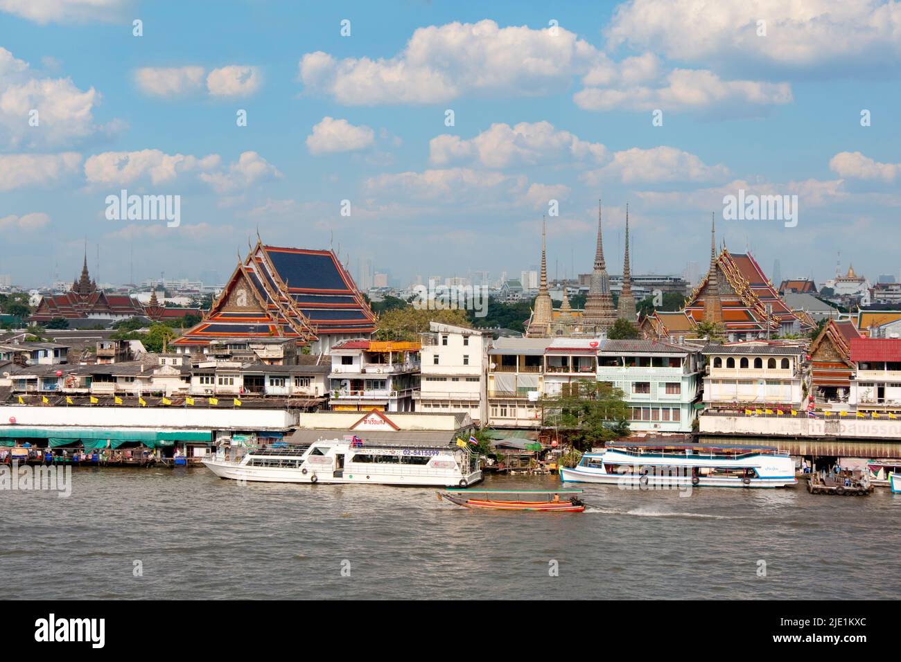 Bangkok il Fiume Chao Phraya in Thailandia Foto Stock