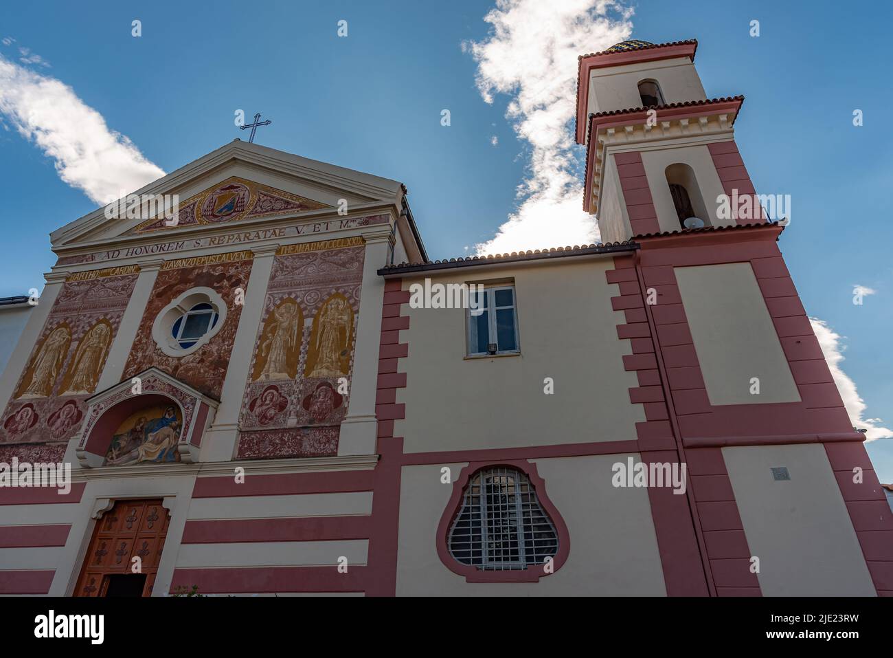 È uno dei conventi più importanti di Teano, anche perché all'interno dell'edificio si trovano i resti del santo che è la Coopatrona di Teano, Foto Stock