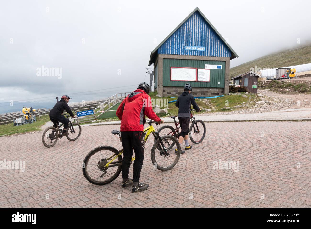 Mountain bike nella gamma ben Nevis, Scozia, Regno Unito Foto Stock