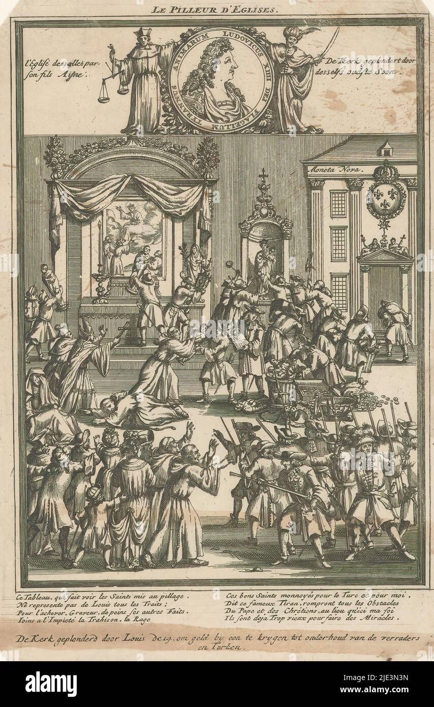 La chiesa saccheggiata da Luigi XIV, ca. 1701-1713, le Pilleur d'Eglises / la Chiesa saccheggiata da Luigi il 14, per ottenere soldi da uno per mantenere i traditori e Turchi (titolo su oggetto), Una chiesa cattolica francese è saccheggiata dalle truppe di Luigi XIV durante cui i beni di valore sono confiscati per ricostituire lo scacchiere. Nella didascalia due versi in francese e un'iscrizione in olandese. Parte di un gruppo di cartoni animati separati su Luigi XIV durante la guerra di successione spagnola, ca. 1701-1713., tipografia: anonymous, Paesi Bassi del Nord, 1701 - 1713, carta, incisione, altezza 294 mm x larghezza 199 mm Foto Stock