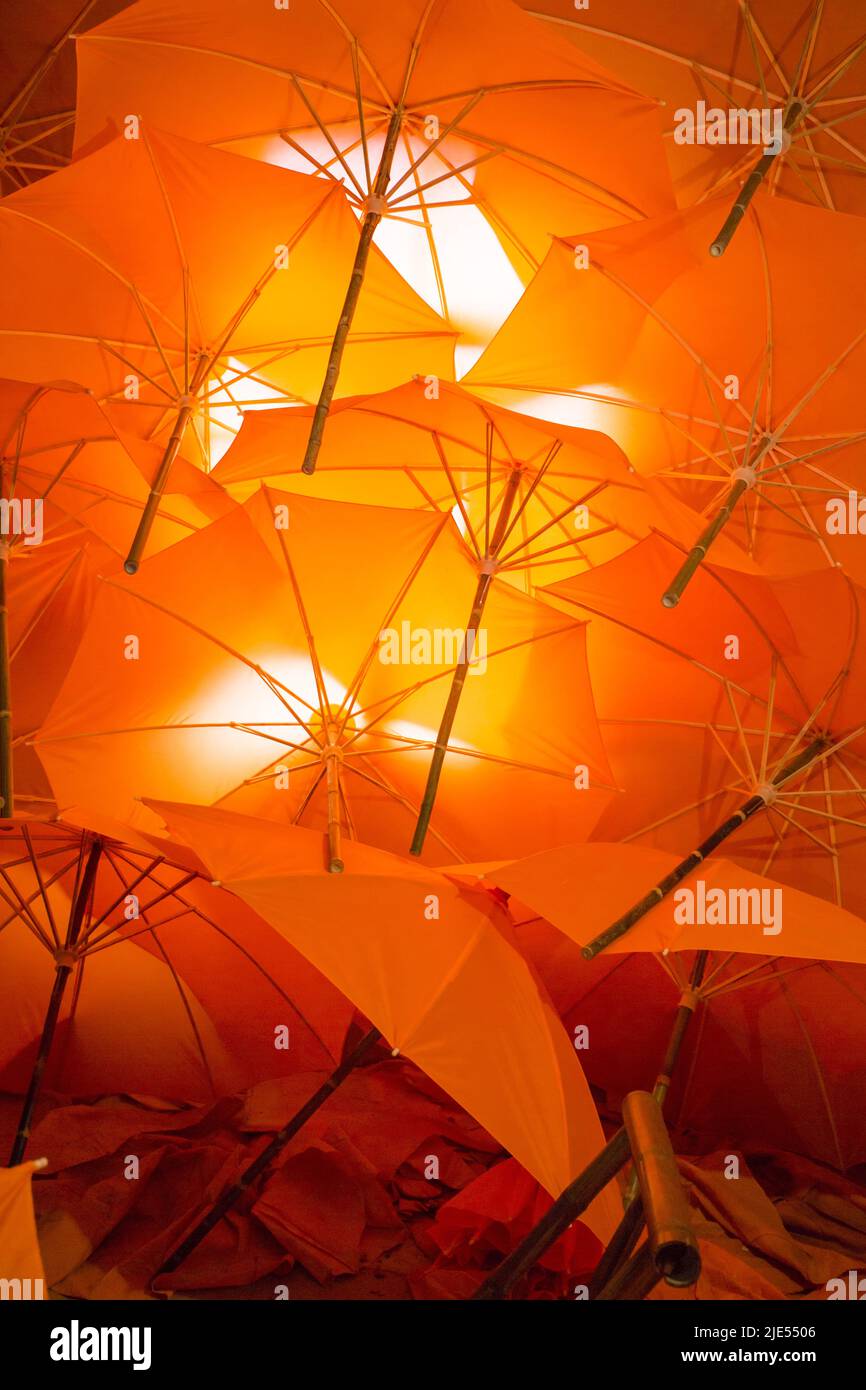 Jingxian contea anhui provincia butte villaggio olio panno ombrello tradizionale Foto Stock