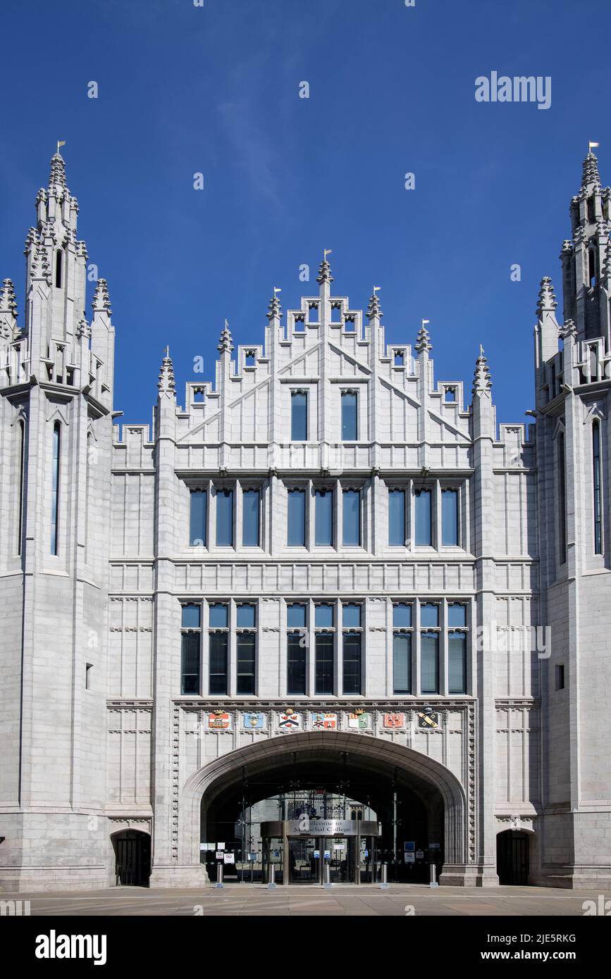 il college marischal, parte dell'università di aberdeen, ospita ora il comune di aberdeen scozia Foto Stock