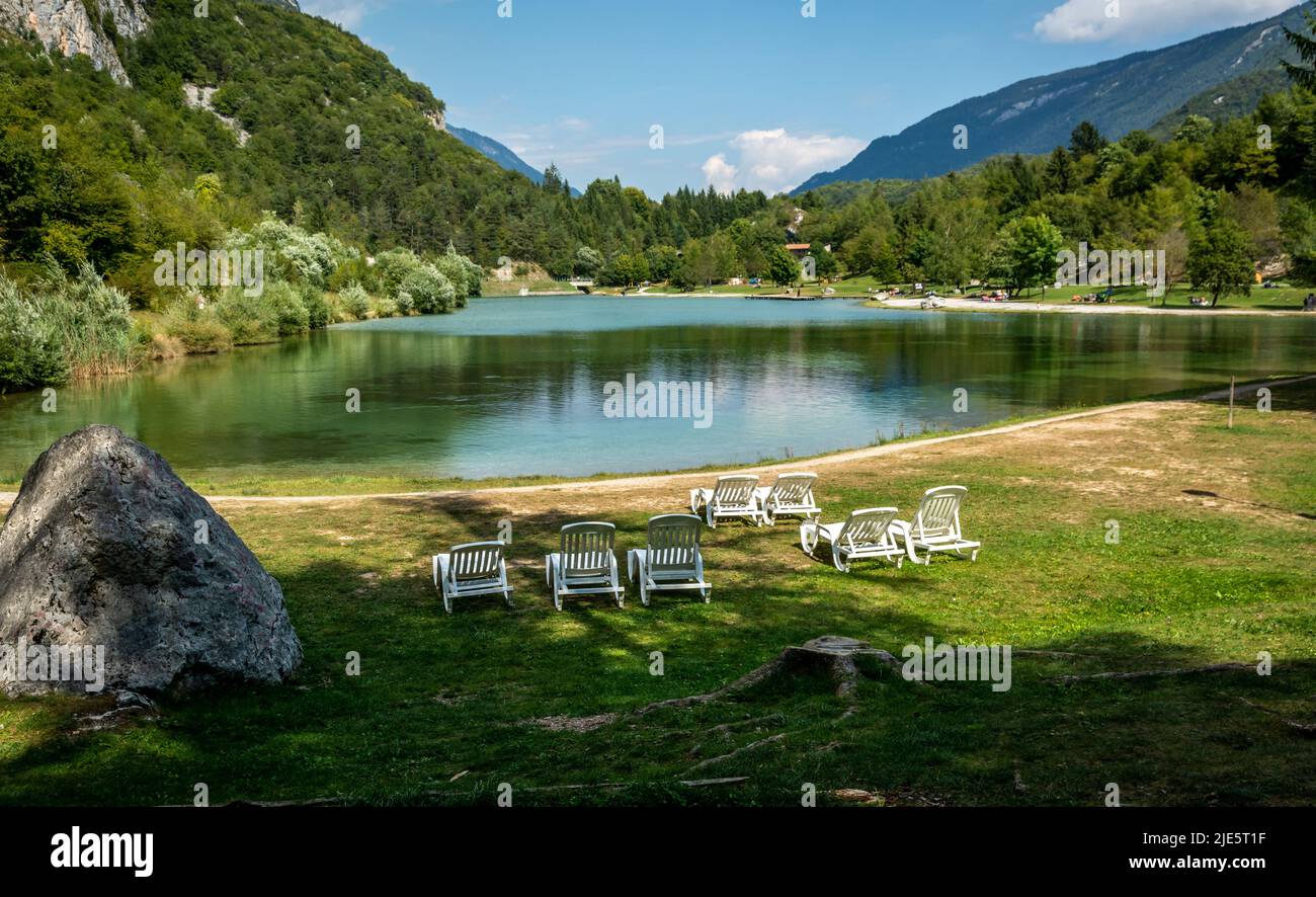 Riserva naturale di Nembia. Oasi naturalistica del lago di Nembia nel Trentino Alto Adige occidentale - Parco Naturale Adamello-Brenta - Nord Italia Foto Stock