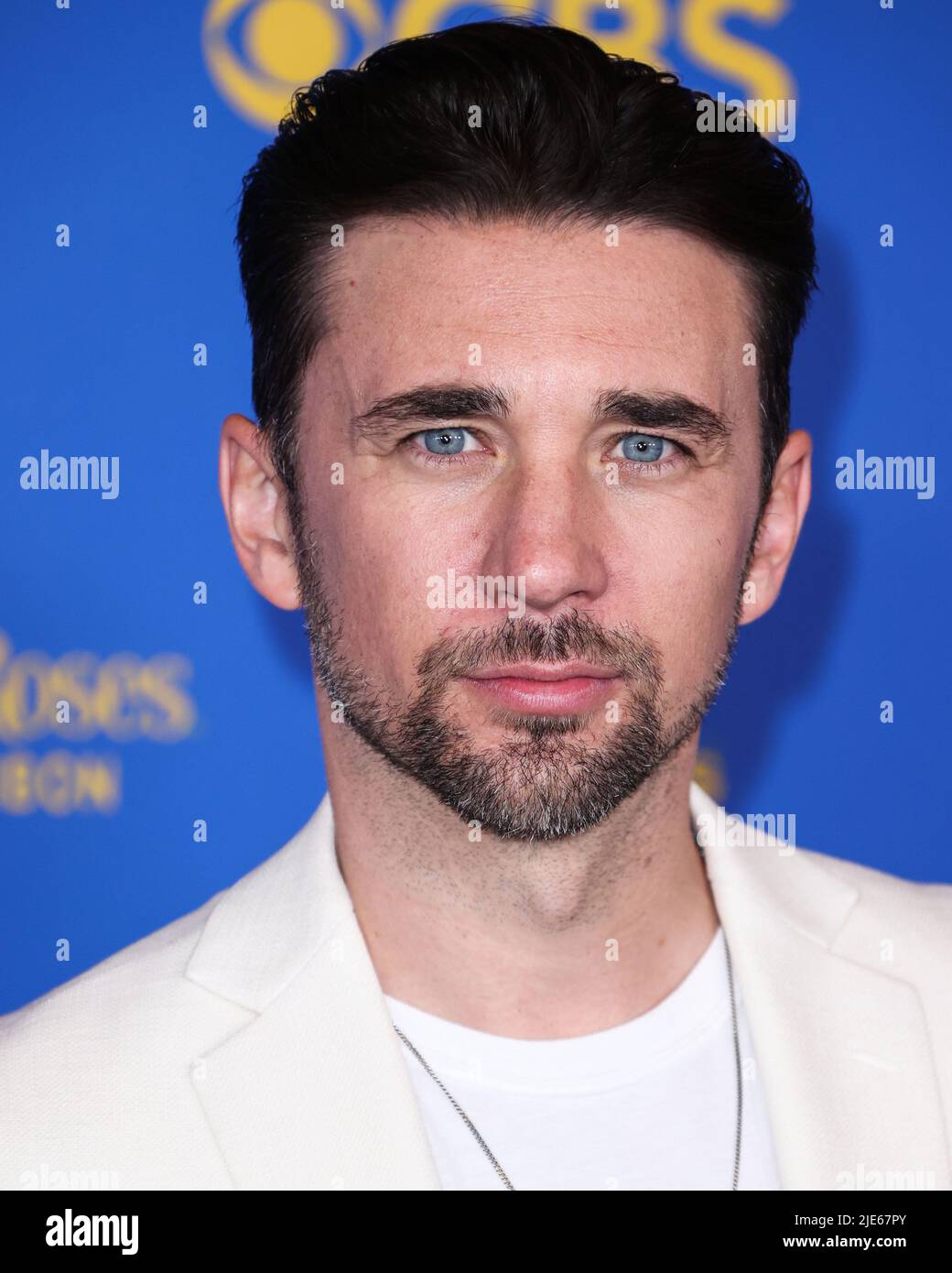 PASADENA, LOS ANGELES, CALIFORNIA, USA - GIUGNO 24: Billy Flynn arriva ai 49th Daytime Emmy Awards che si tengono al Pasadena Convention Center il 24 Giugno 2022 a Pasadena, Los Angeles, California, Stati Uniti. (Foto di Xavier Collin/Image Press Agency) Foto Stock