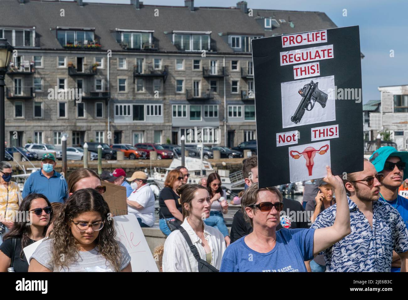 Marzo per la nostra vita protesta Rally a Boston, Massachusetts, Stati Uniti. I manifestanti che hanno in mano segni anti-pistola che invocano una legislazione di buon senso sulle armi. Foto Stock