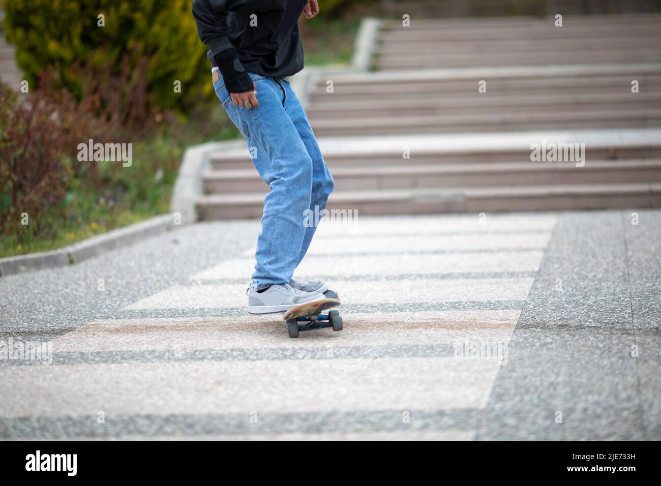 Stile di vita urbano attivo della gioventù, formazione, hobby, concetto di attività. Foto Stock