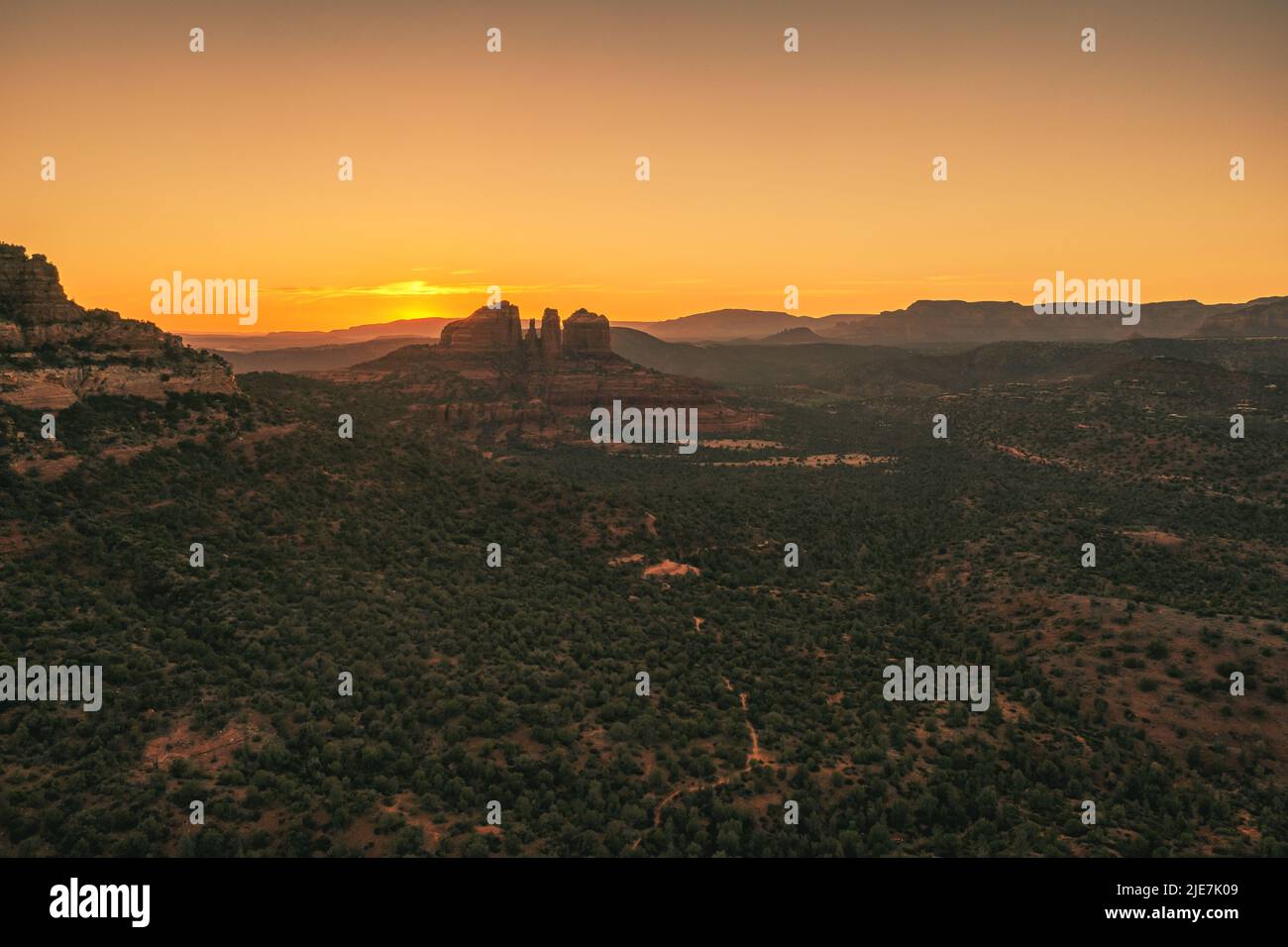 Vista panoramica del paesaggio, Sedona, Arizona al tramonto. Foto Stock