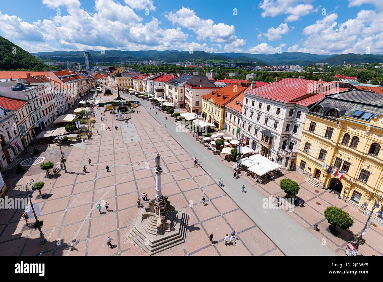Piazza Nazionale Slovacca a Banska Bystrica, Slovacchia Foto Stock
