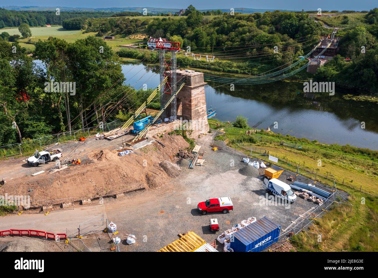 Ponte della catena Union durante i lavori di ristrutturazione di Spencer Engineering Foto Stock