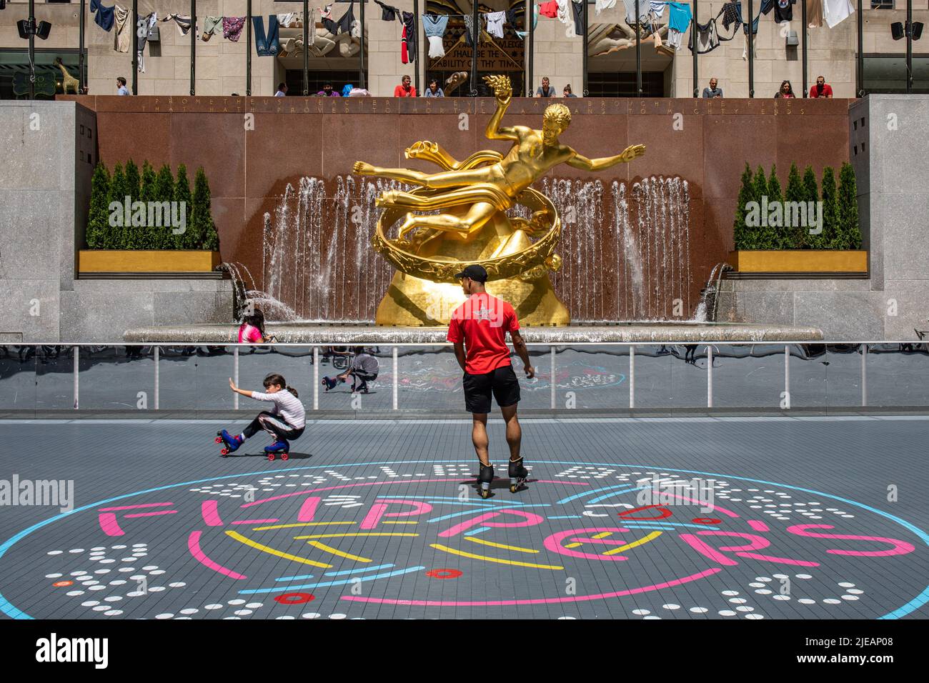 Il Rink of Rockefeller Center, noto anche come Flipper's Roller Boogie Palace a New York City, Stati Uniti d'America Foto Stock