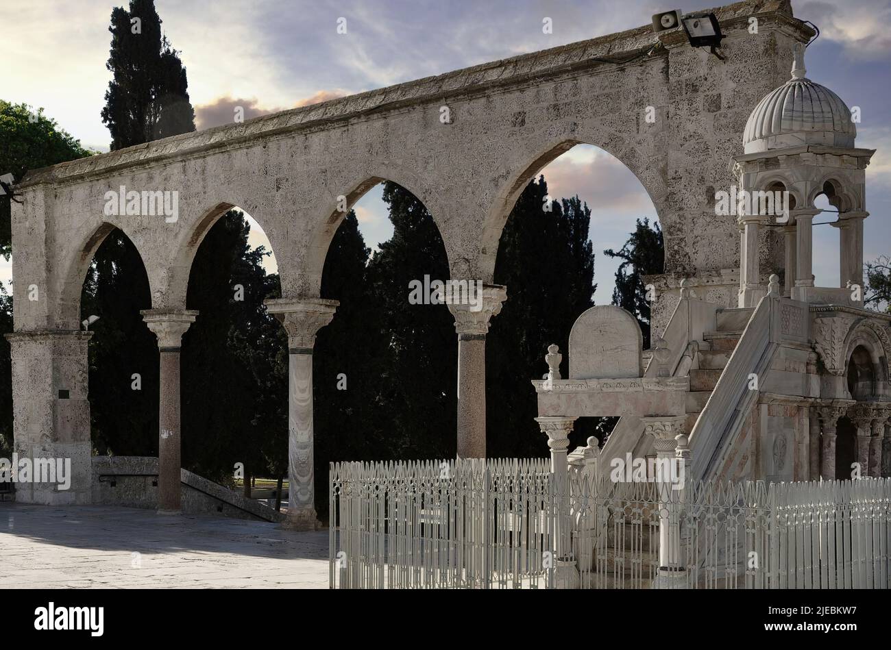 Il Monte del Tempio di Gerusalemme è il terzo luogo più sacro per i musulmani, dopo la Mecca e Medina. Foto Stock