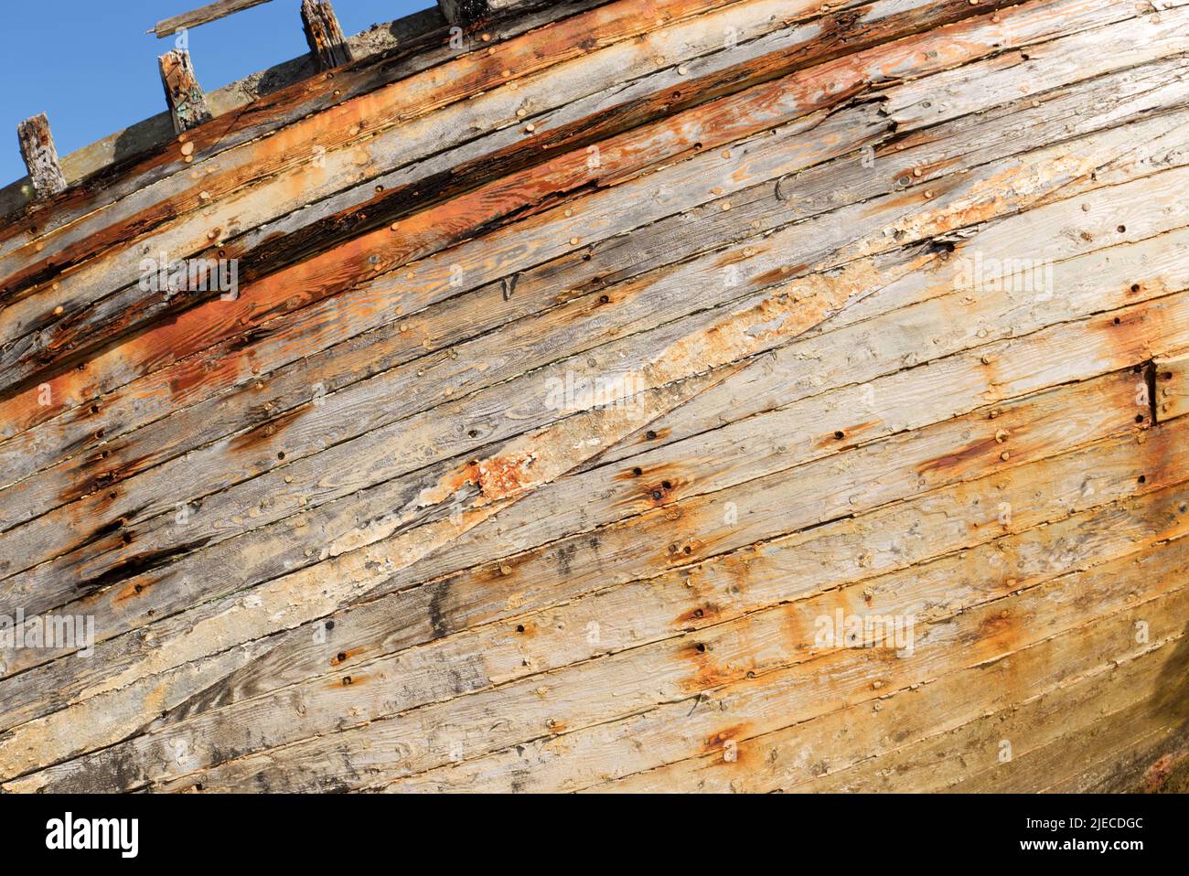 Abbandonata vecchia barca da pesca in legno, Isola di Mull Foto Stock