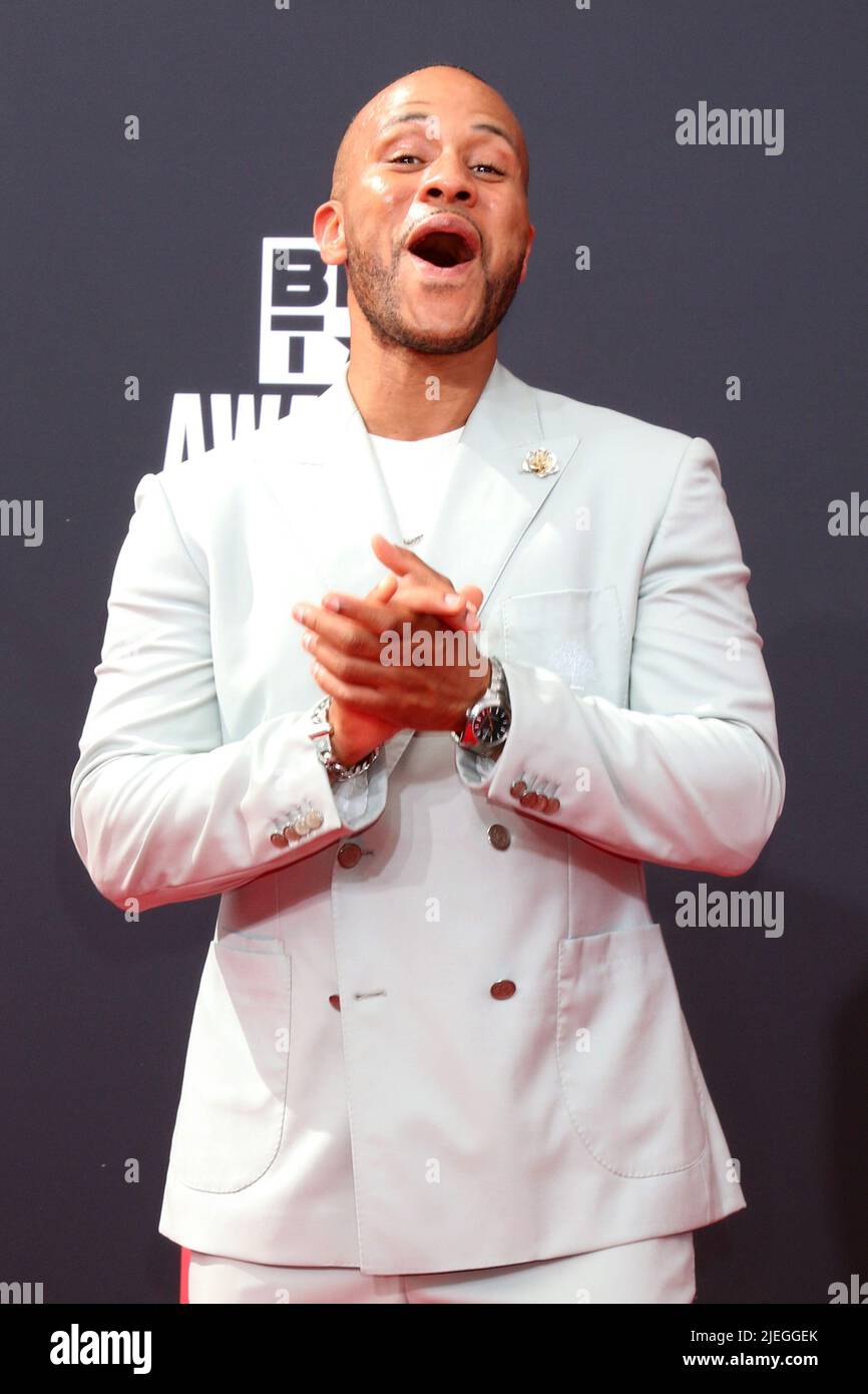 LOS ANGELES - GIUGNO 26: Devon Franklin al BET Awards 2022 Arrivi al Microsoft Theatre il 26 Giugno 2022 a Los Angeles, CA Foto Stock