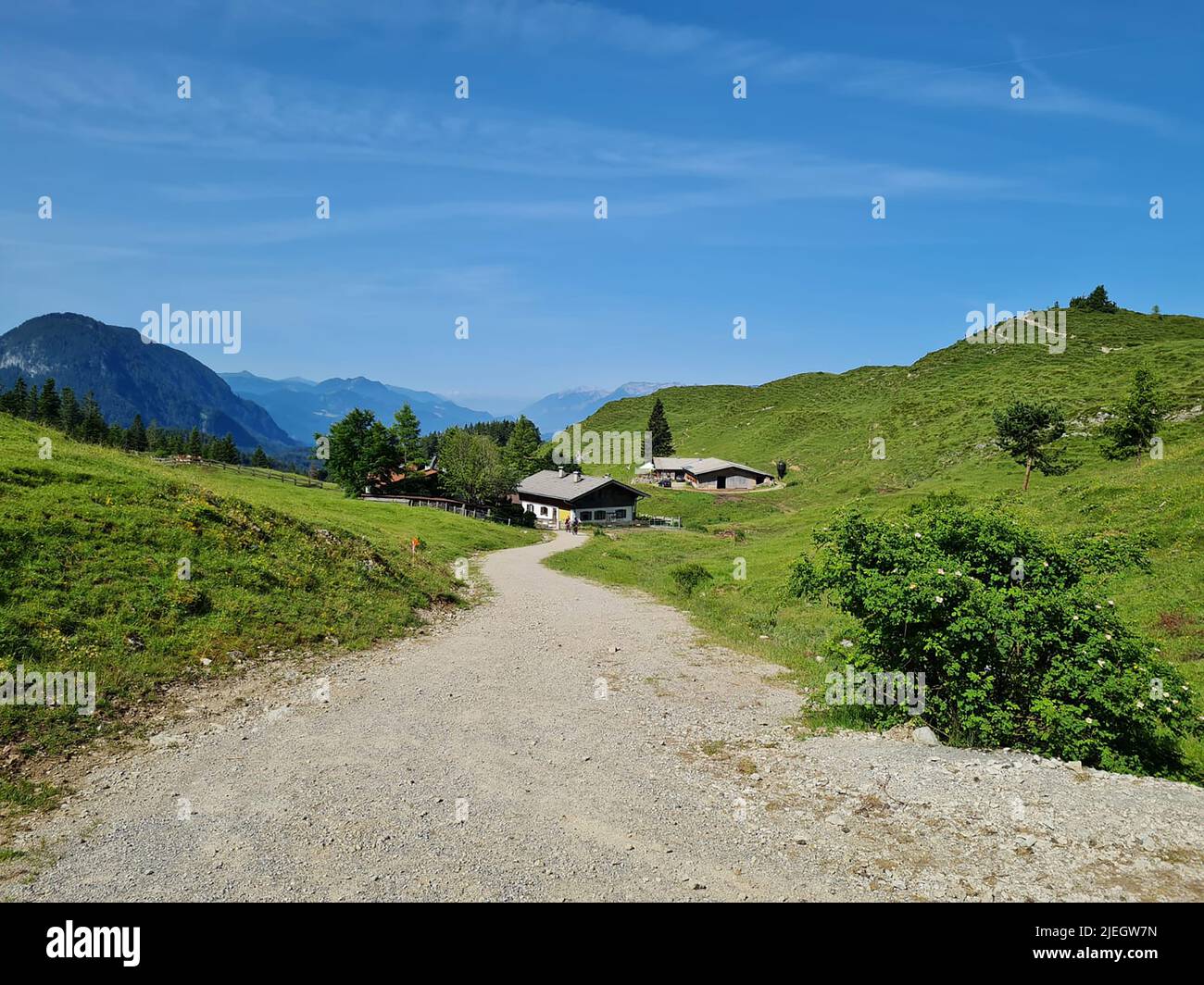 Scheffau, Austria - 18 giugno 2022: Escursioni in tutto il Walleralm Foto Stock