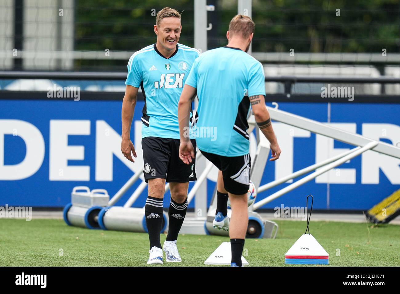 Rotterdam - Jens Toornstra di Feyenoord durante il Feyenoord alle ore 1908 del 27 giugno 2022 a Rotterdam, Paesi Bassi. (Da Box a Box Pictures/Yannick Verhoeven) Foto Stock