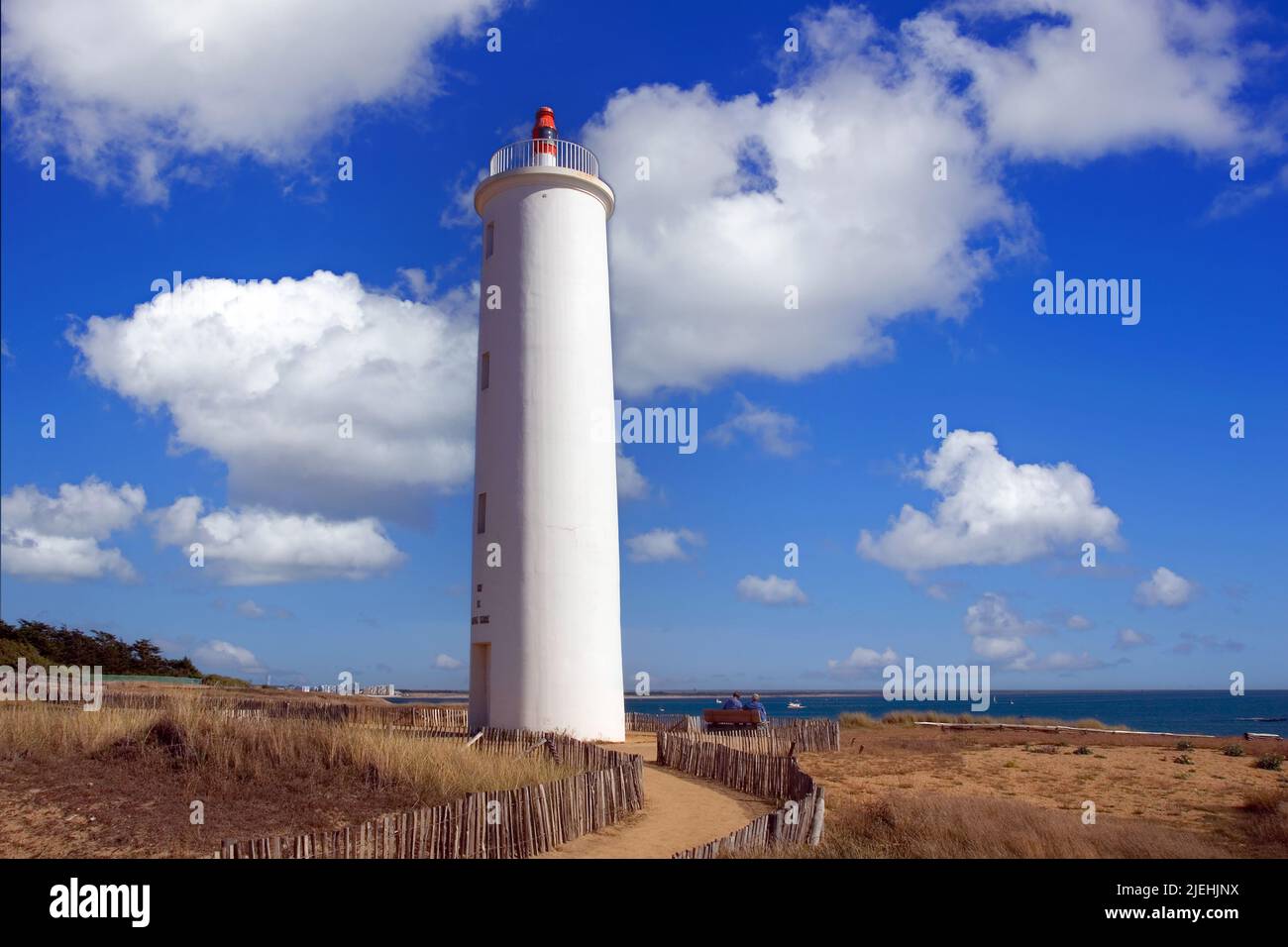 Frankreich, Poitou-VendÈe, Poitou-Vendee, Charente-Maritime, Saint Hilaire De Riez, Saint-Gilles-Croix-de-Vie, Leuchtturm, Feu de Grosse Terre Foto Stock