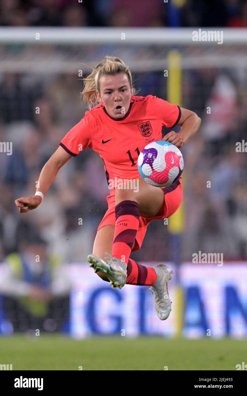 LEEDS - Lauren Hemp of England donne durante l'Inghilterra le amicizie internazionali delle donne contro i Paesi Bassi all'Elland Road Stadium il 24 giugno 2022 a Leeds, Regno Unito. ANP GERRIT VAN COLOGNE Foto Stock