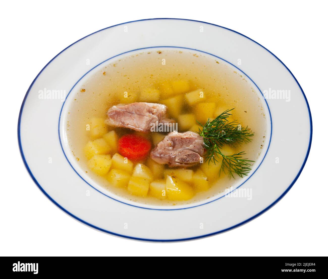 Zuppa fatta in casa con carne di maiale su ossa e verdure Foto Stock