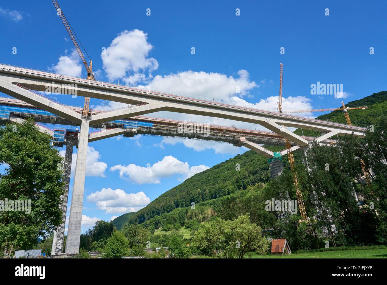 complesso cantiere per il nuovo percorso ferroviario da Stoccarda a Monaco. Costruzione combinata di tunnel e ponti nella valle del Fils, Baden-Wuert Foto Stock