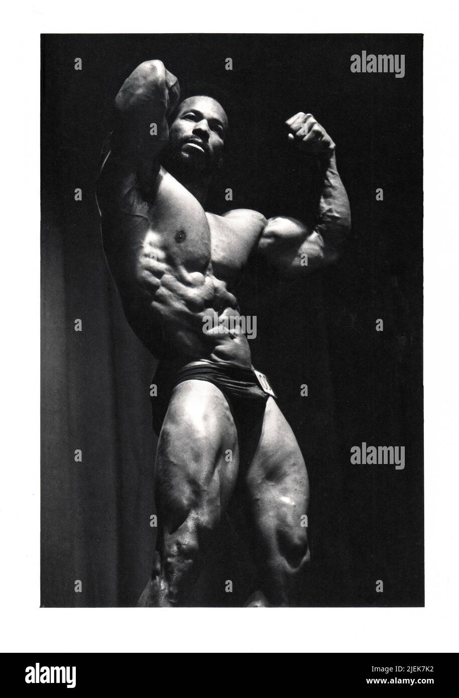 Bertie James alla competizione bodybuilding 1982 della Kings County Open Division. A Brooklyn, New York. Foto Stock