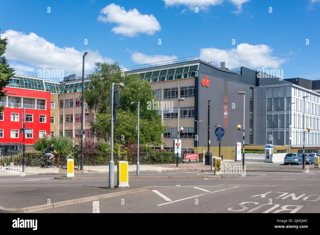 STEM Building, Università di Bedfordshire, University Square, Luton, Bedfordshire, Inghilterra, Regno Unito Foto Stock