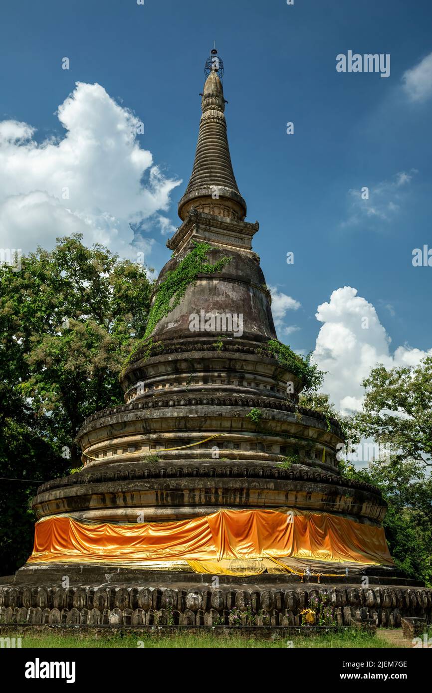 Stupa, Wat Umong, Hang Dong, Chiang mai, Tailandia Foto Stock