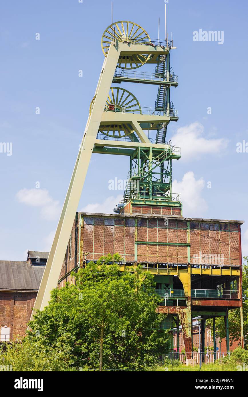 Telaio sopra un albero di miniera nel Colliery di Ewald, una miniera di carbone chiusa dal 2001 Foto Stock
