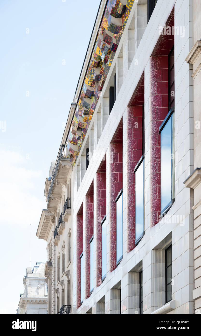 Londra, Inghilterra, Regno Unito - un edificio ad uso misto Eagle Place di Eric Parry Architects Foto Stock