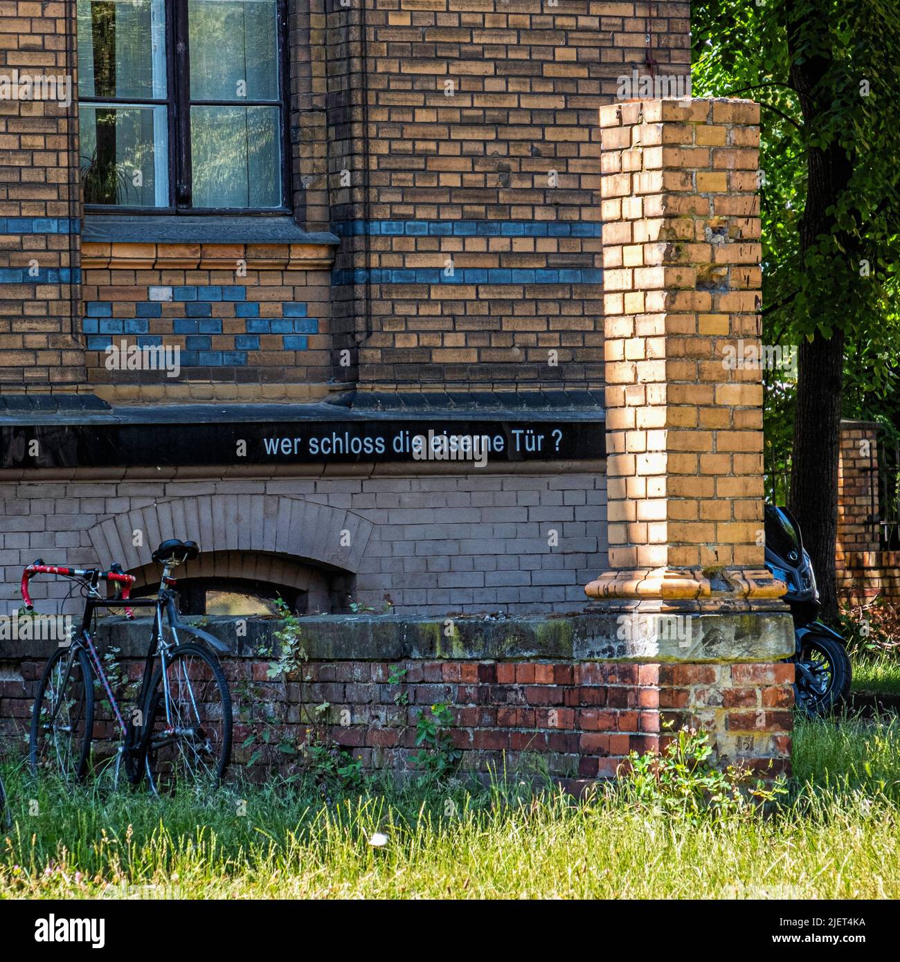 Casa 3 di Pankow District Office situato in edifici storici ospedale da architetto Hermann Blankenstein, Fröbelstraße 17, Prenzlauer Berg, Berlino Foto Stock