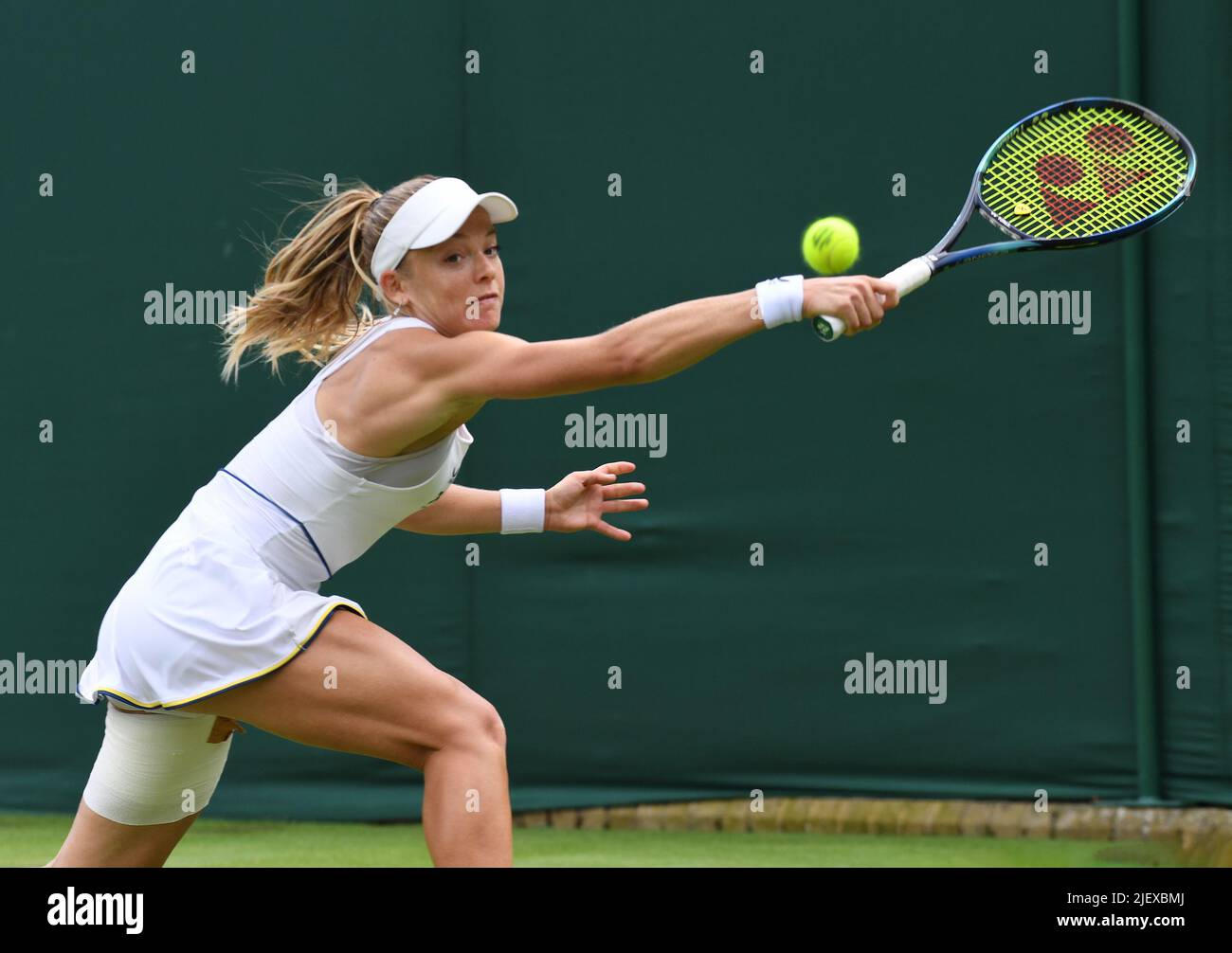 Londra, GBR. 28th giugno 2022. London Wimbledon Championships Day 2 28/06/2022 Katie Swan (GBR) perde il primo turno di partita credito: Roger Parker/Alamy Live News Foto Stock