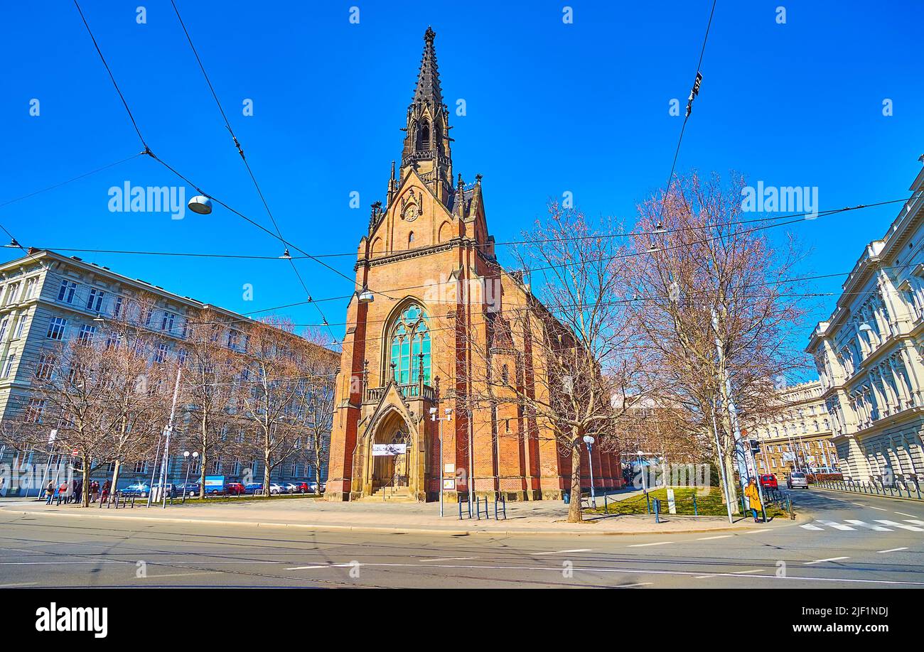 BRNO, REPUBBLICA CECA - 10 MARZO 2022: La Chiesa evangelica dei fratelli cechi di Jan Amos Comenius, conosciuta anche come Chiesa Rossa, il 10 marzo a Brno, Foto Stock